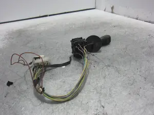 Foto de MANDO INTERMITENTES BMW SERIE 3 COMPACTO (E36) 1.9 CAT (105 CV / 77 KW) referencia 011003 foto 5