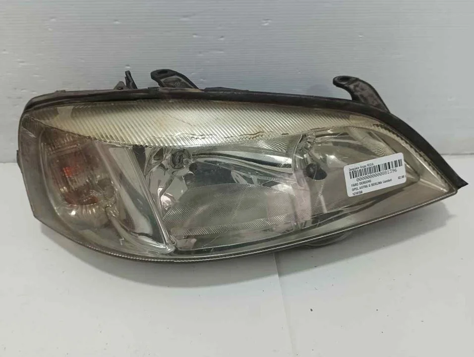 Foto de FARO DERECHO OPEL ASTRA G BERLINA 2.0 16V DI CAT (X 20 DTL / LD3) (82 CV / 60 KW) referencia 90520878