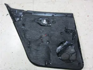 Foto de GUARNECIDO PUERTA TRASERA DERECHA PORSCHE PANAMERA (TIPO 970) referencia 970555401 foto 3