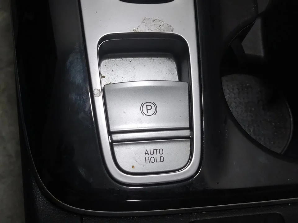 Foto de FRENO DE MANO ELECTRICO HYUNDAI TUCSON (NX) híbrido-suave 100 kW (1.6 Ltr. - 100 kW CRDi) (136 CV / 100 KW) referencia 93766N7200