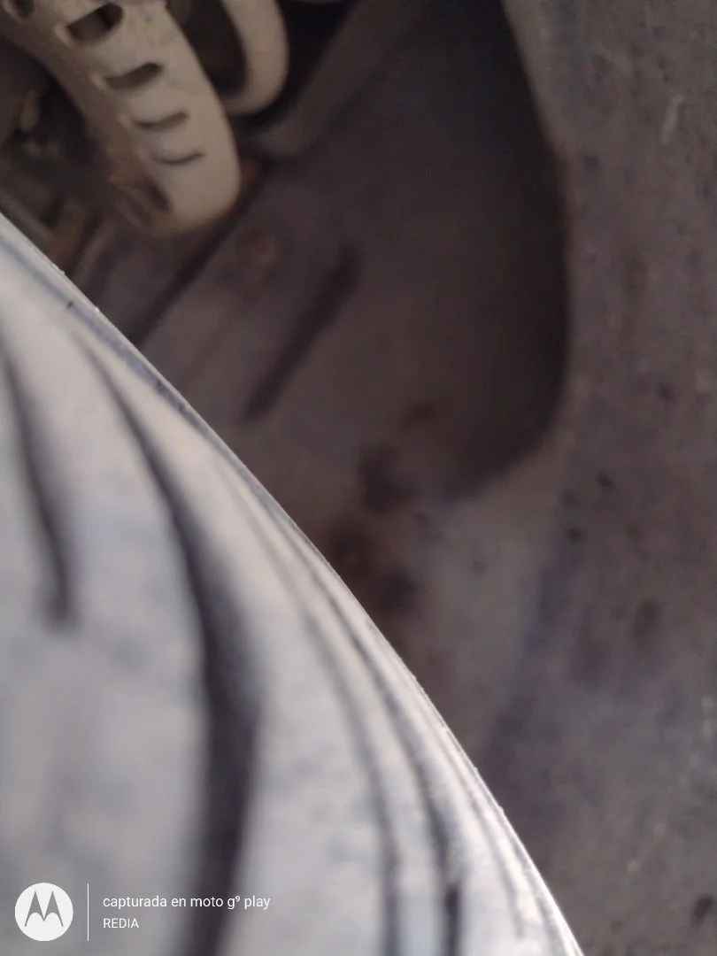 Foto de PASO RUEDA DELANTERO DERECHO SEAT IBIZA BERLINA (6J5) 1.4 16V (86 CV / 63 KW) referencia 6P0809958