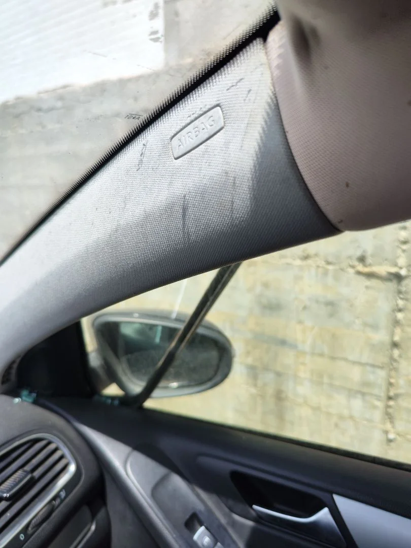 Foto de AIRBAG CORTINA DELANTERO DERECHO VOLKSWAGEN GOLF VI (5K1)(10.2008) 2.0 TDI (110 CV / 81 KW) referencia 5K6880742F