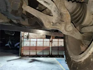 Foto de BRAZO SUSPENSION INFERIOR DELANTERO IZQUIERDO HONDA ACCORD BERLINA (CG7-9/CH1-7)
