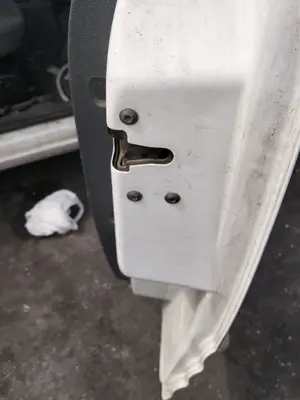 Foto de CERRADURA PUERTA DELANTERA DERECHA FORD TRANSIT CONNECT (TC7) 1.8 TDCi CAT (110 CV / 81 KW) referencia 1419492