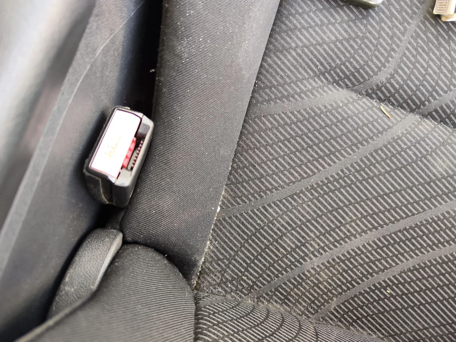 Foto de PRETENSOR AIRBAG DERECHO PEUGEOT 308 1.6 16V (120 CV / 88 KW)
