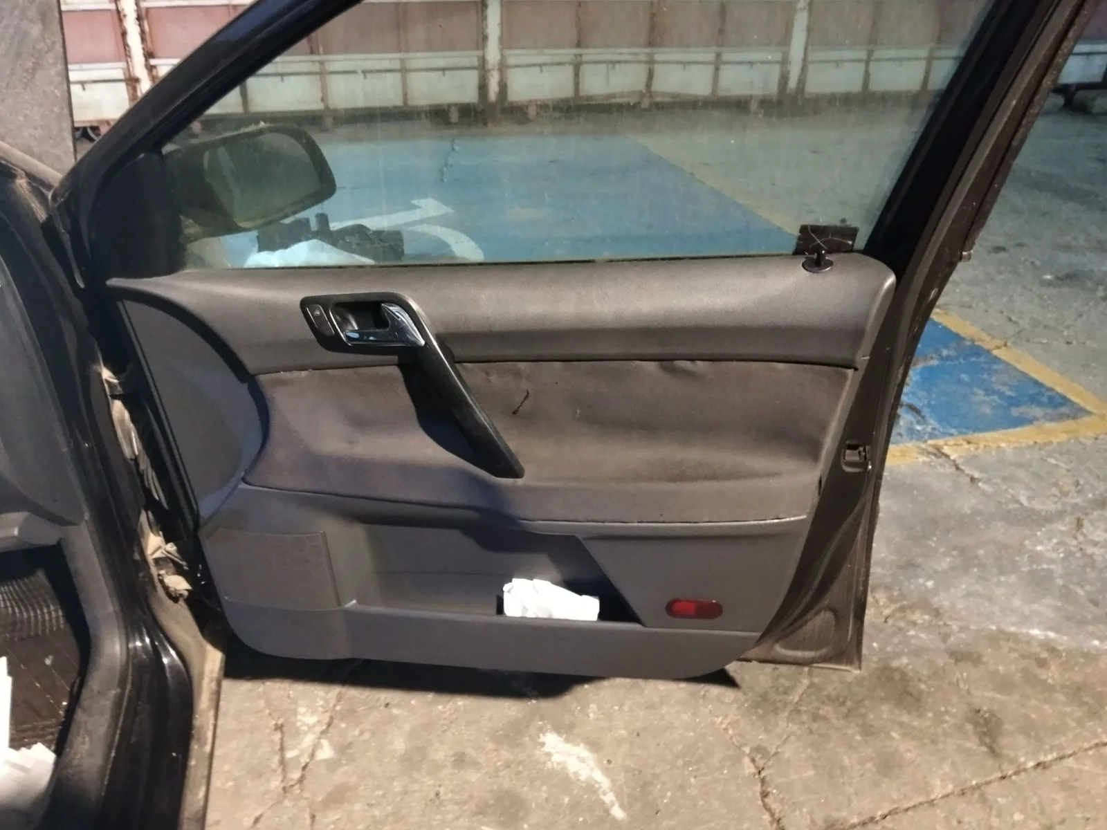 Foto de ELEVALUNAS DELANTERO DERECHO VOLKSWAGEN POLO IV (9N1)