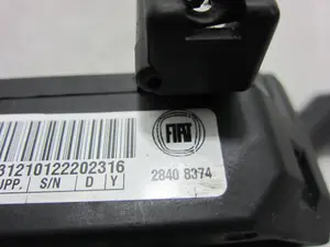 Foto de MANDO MULTIFUNCION FIAT 500L (330) 1.3 16V JTD CAT (84 CV / 62 KW) referencia 28408374 foto 5