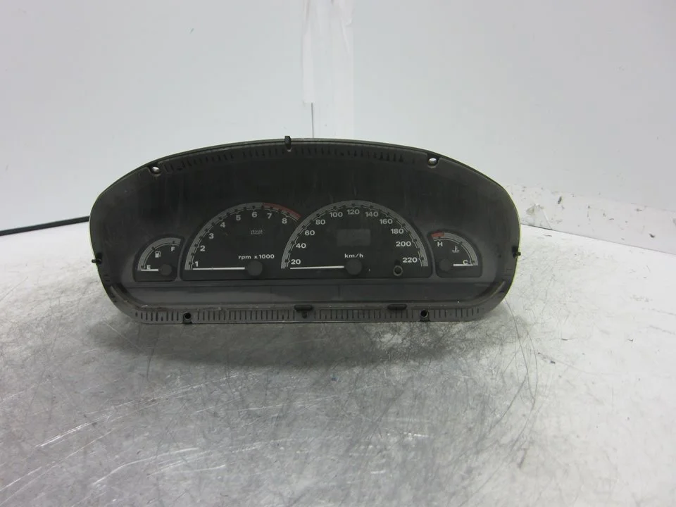 Foto de CUADRO INSTRUMENTOS FIAT BRAVA (182) 1.4 12V CAT (80 CV / 59 KW) referencia 6062480020