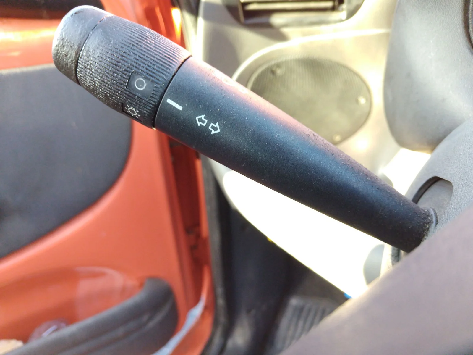 Foto de MANDO INTERMITENTES FIAT SEICENTO (187) 0.9 CAT (39 CV / 29 KW)