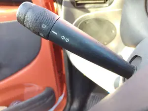 Foto de MANDO INTERMITENTES FIAT SEICENTO (187) 0.9 CAT (39 CV / 29 KW)