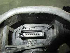 Foto de CERRADURA PUERTA DELANTERA DERECHA BMW SERIE 7 (E65/E66) 3.0 Turbodiesel CAT (218 CV / 160 KW) referencia 7154628 foto 3