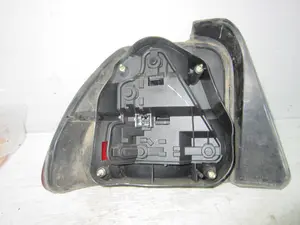 Foto de PILOTO TRASERO DERECHO MG ROVER ROVER 45 (T/RT) 1.4 16V CAT (103 CV / 76 KW) foto 6