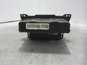 Foto de MANDO CALEFACCION / AIRE ACONDICIONADO KIA CARENS (UN) 2.0 CRDi (140 CV / 103 KW) referencia 972501D761WK foto 4