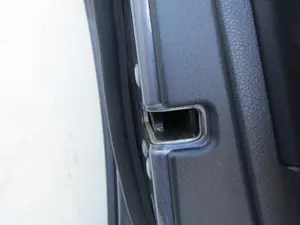 Foto de CERRADURA PUERTA DELANTERA IZQUIERDA LEXUS RX (GGL1/GYL1) 3.5 V6 24V CAT (249 CV / 183 KW)