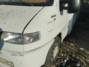 Foto de ALETA DELANTERA IZQUIERDA FIAT DUCATO II CAMIÓN 2.8 JTD (146 CV / 107 KW) foto 3