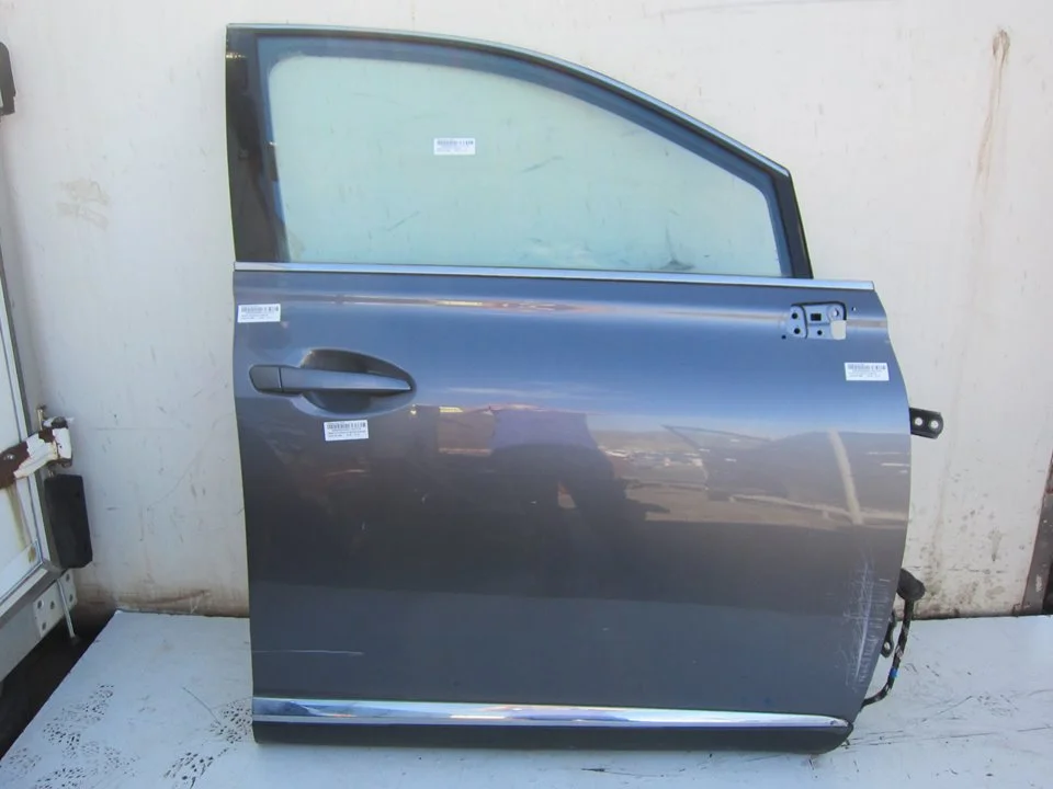 Foto de PUERTA DELANTERA DERECHA LEXUS RX (GGL1/GYL1) 3.5 V6 24V CAT (249 CV / 183 KW)