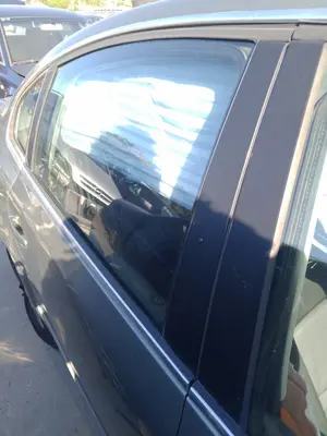 Foto de LUNA TRASERA DERECHA VOLKSWAGEN PASSAT BERLINA (3B3) 1.9 TDI (131 CV / 96 KW) referencia 3B5845026 foto 3