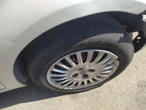 Foto de BRAZO SUSPENSION DELANTERO DERECHO FIAT GRANDE PUNTO (199) 1.3 16V JTD CAT (75 CV / 55 KW)