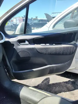 Foto de GUARNECIDO PUERTA DELANTERA DERECHA PEUGEOT 207 1.4  (73 CV / 54 KW) referencia 9341E9