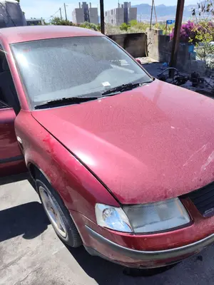 Foto de CAPO VOLKSWAGEN PASSAT BERLINA (3B2) 1.9 TDI (110 CV / 81 KW) referencia 3B0823031E foto 3