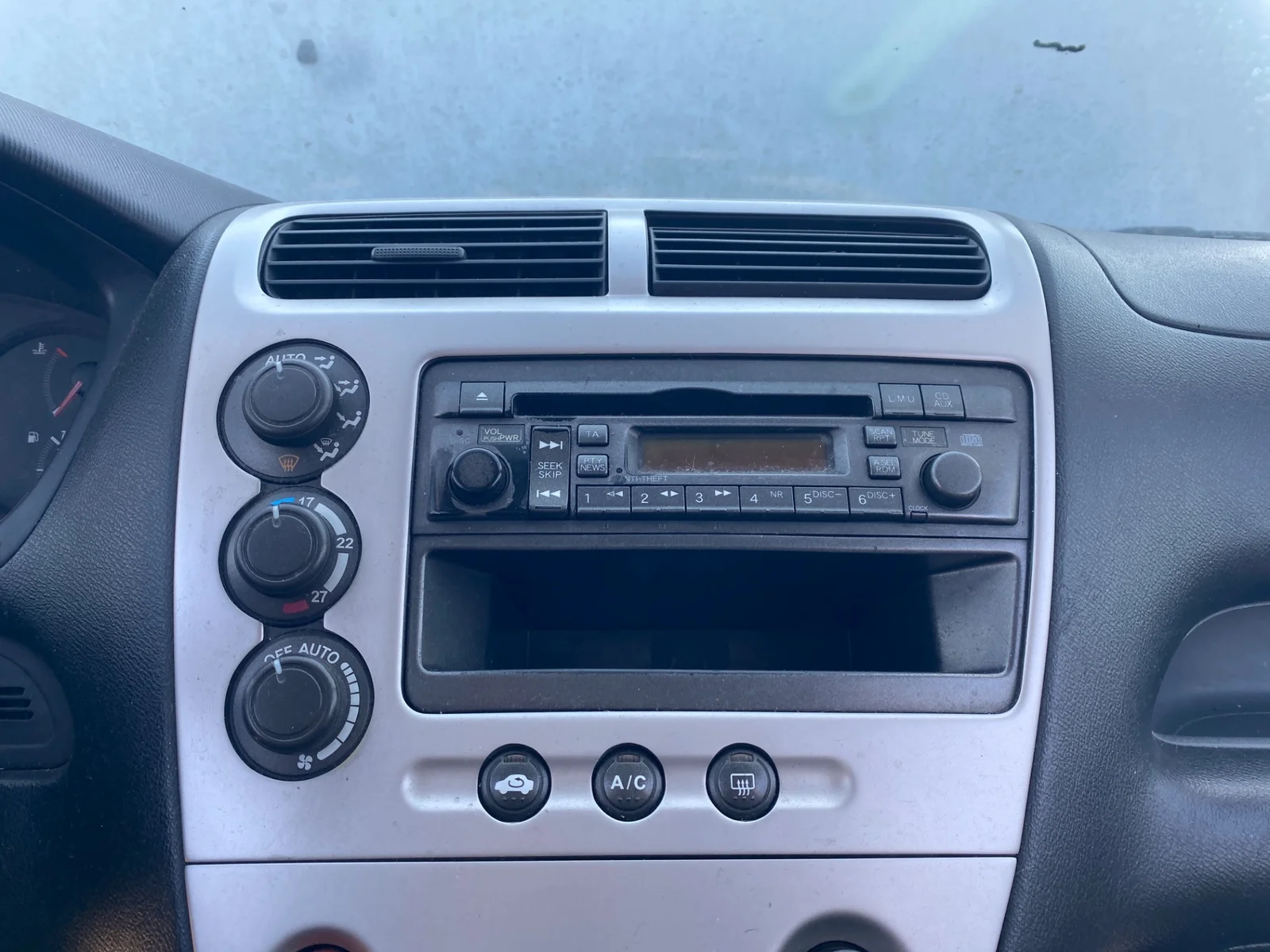 Foto de MANDO CALEFACCION / AIRE ACONDICIONADO HONDA CIVIC BERLINA 3 PUERTAS (EP) 1.6 VTEC CAT (D 16 V 1) (110 CV / 81 KW)