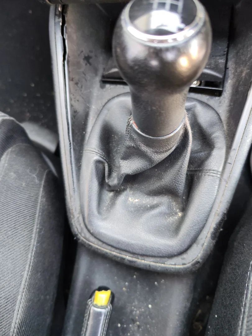 Foto de PALANCA CAMBIO VOLKSWAGEN GOLF IV BERLINA (1J1)(10.1997) 1.9 TDI (131 CV / 96 KW)