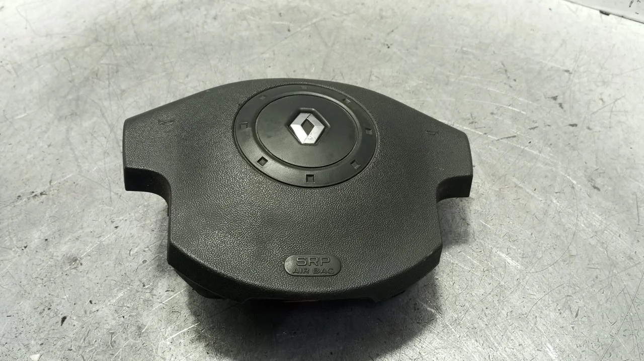 Foto de AIRBAG DELANTERO IZQUIERDO RENAULT SCENIC II 1.5 dCi Diesel (101 CV / 74 KW) referencia 8200310291B