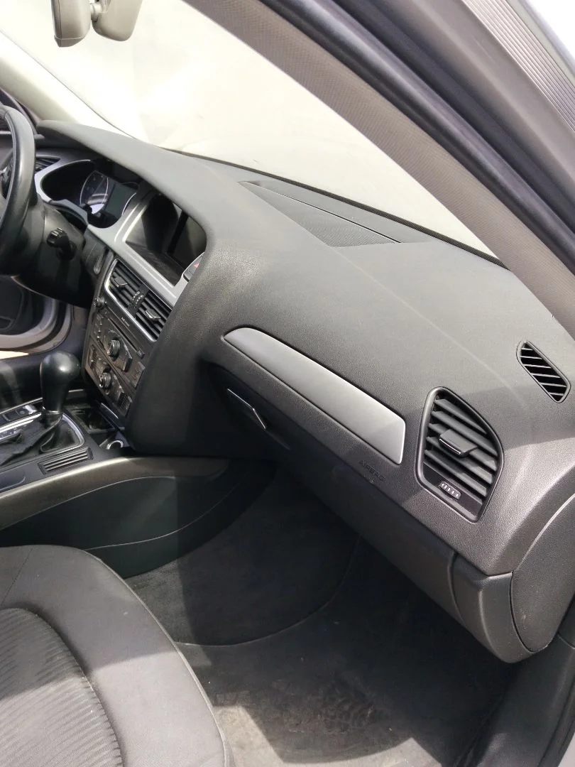 Foto de SALPICADERO AUDI A4 BERLINA (8K2) 2.0 16V TDI (143 CV / 105 KW)