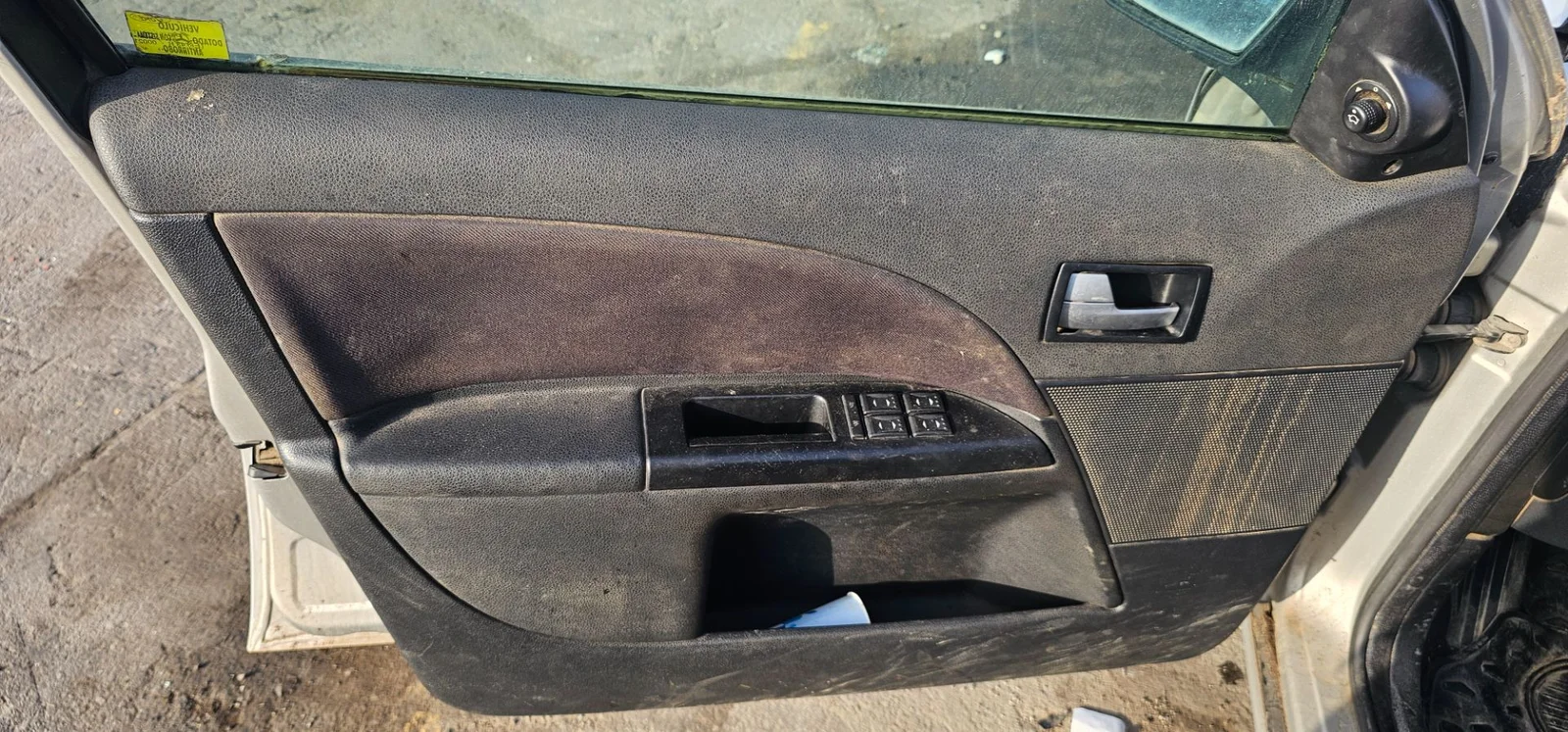 Foto de ELEVALUNAS DELANTERO IZQUIERDO FORD MONDEO BERLINA (GE) 2.0 16V DI TD CAT (116 CV / 85 KW) referencia 1417698