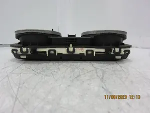 Foto de CUADRO INSTRUMENTOS RENAULT MEGANE II BERLINA 5P referencia 8200074323E foto 3