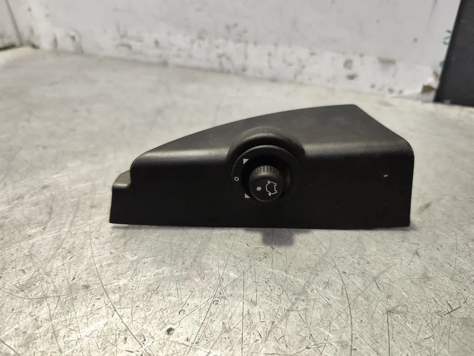 Foto de MANDO RETROVISOR FORD FIESTA (CBK) 1.4 TDCi CAT (68 CV / 50 KW) referencia 2S61A23409B
