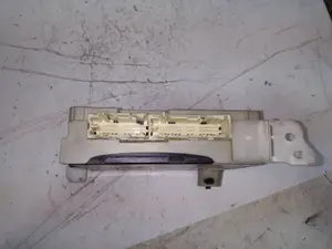Foto de MODULO ELECTRONICO TOYOTA YARIS (P13) 1.5 16V CAT (Híbrido) (75 CV / 55 KW) referencia 892210D120 foto 10