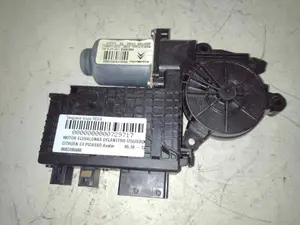 Foto de MOTOR ELEVALUNAS DELANTERO IZQUIERDO CITROEN C4 PICASSO 1.6 16V HDi FAP (109 CV / 80 KW) referencia 9682495680 foto 1