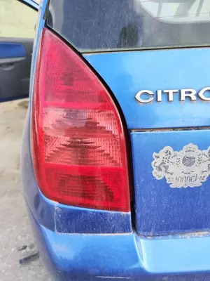 Foto de PILOTO TRASERO IZQUIERDO CITROEN C2 1.1  (60 CV / 44 KW)