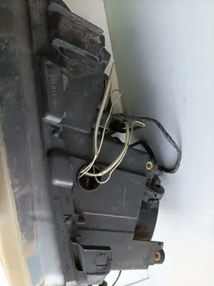 Foto de FARO IZQUIERDO BMW SERIE X5 (E53) 3.0 24V CAT (231 CV / 170 KW) referencia 15183300 foto 4