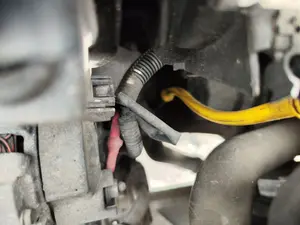 Foto de MOTOR ARRANQUE RENAULT CLIO III 1.2 16V (75 CV / 55 KW)