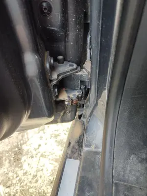 Foto de RETENEDOR PUERTA AUDI A6 BERLINA (4B2) 2.5 V6 24V TDI (180 CV / 132 KW)