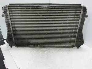 Foto de INTERCOOLER SEAT ALTEA XL (5P5) 1.9 TDI (105 CV / 77 KW) referencia 1K0121345M foto 4