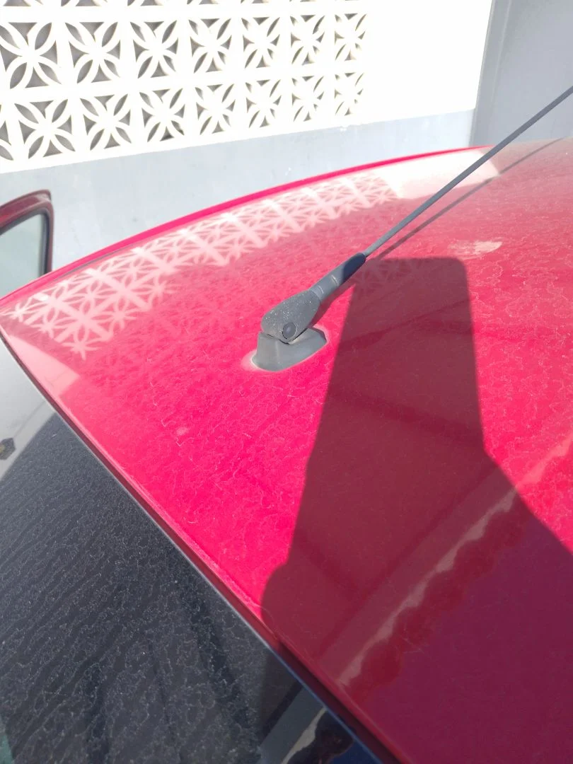Foto de BASE DE ANTENA PEUGEOT 107 1.0 CAT (384F) (68 CV / 50 KW)