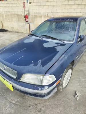 Foto de CAPO VOLVO S40 BERLINA 1.6 CAT (109 CV / 80 KW) referencia 30621340 foto 4
