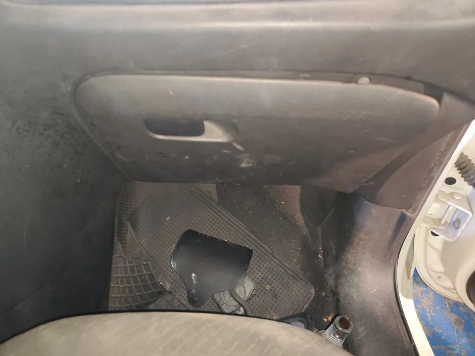 Foto de GUANTERA CITROEN C3 PICASSO 1.6 HDi FAP (92 CV / 68 KW) referencia 96578707ZD