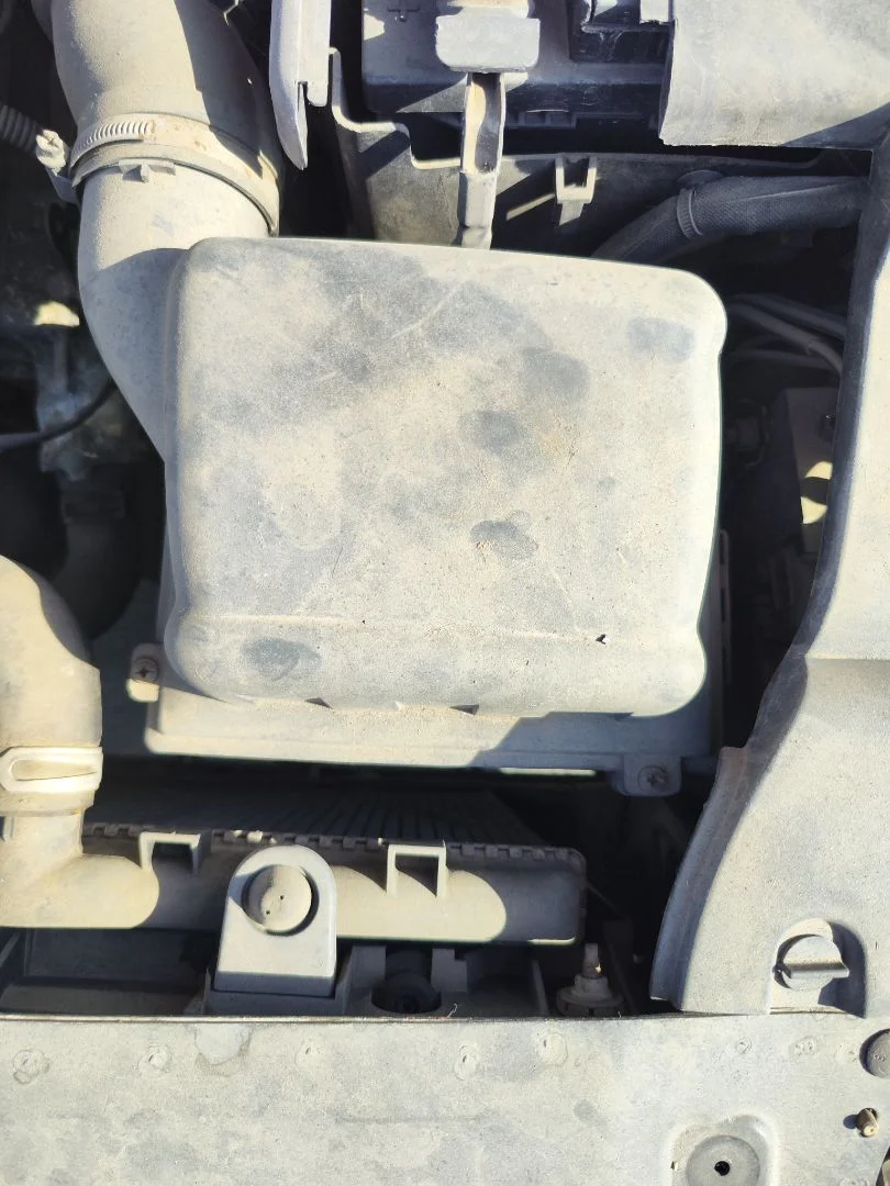 Foto de CAJA FILTRO AIRE CITROEN XSARA BERLINA 1.6 16V CAT (NFU / TU5JP4) (109 CV / 80 KW) referencia 1420H2