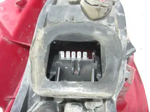 Foto de PILOTO TRASERO DERECHO OPEL CORSA D 1.3 16V CDTI CAT (Z 13 DTH / L4I) (90 CV / 66 KW) referencia 89038961A foto 5