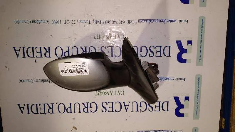Foto de RETROVISOR DERECHO PEUGEOT 206 referencia 018015