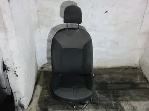Foto de ASIENTO DELANTERO DERECHO DACIA DOKKER 1.5 dCi Diesel FAP CAT (90 CV / 66 KW) referencia 873117105R