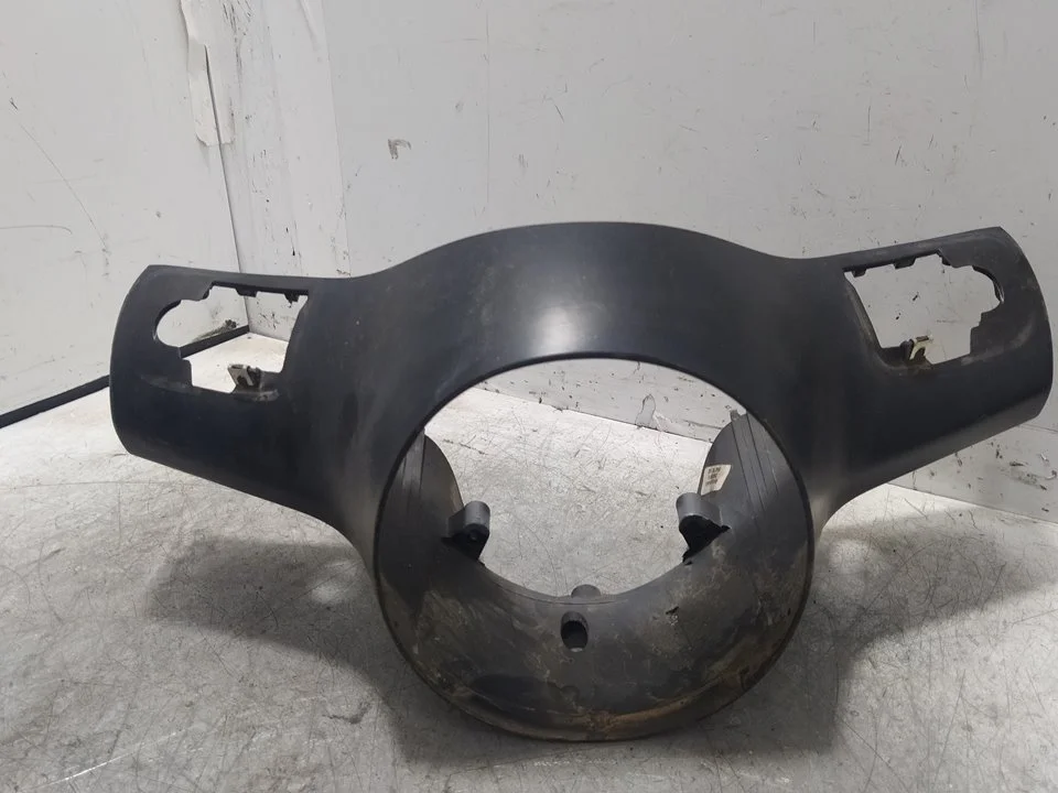 Foto de NO IDENTIFICADO PIAGGIO (VESPA) X 8 124 cm3 - 11 kW (15 CV / 11 KW)