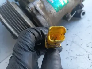 Foto de COMPRESOR AIRE ACONDICIONADO CITROEN C3 referencia 9646273380 foto 3