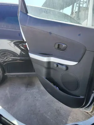 Foto de GUARNECIDO PUERTA TRASERA IZQUIERDA KIA CEED (JD) 1.4 CAT (99 CV / 73 KW)