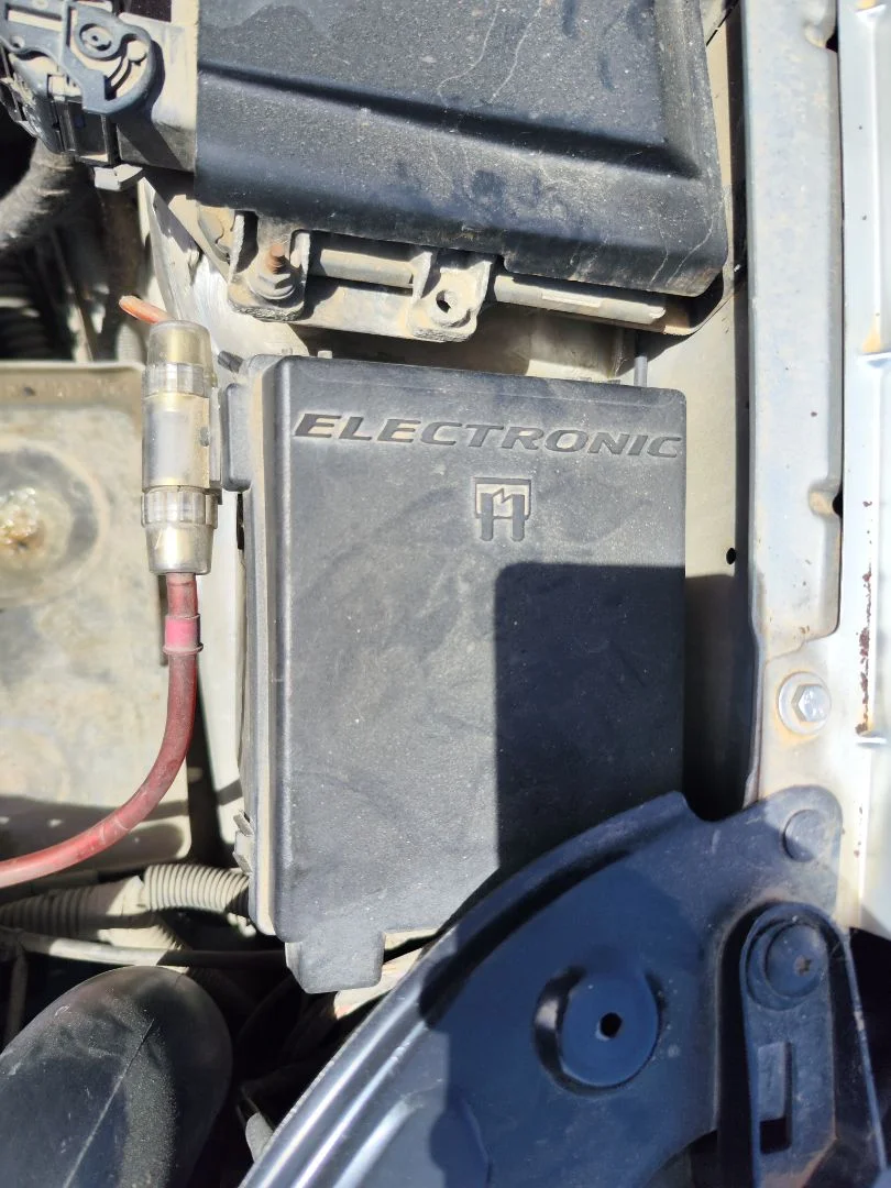 Foto de CAJA RELES / FUSIBLES CITROEN BERLINGO 2.0 HDi CAT (RHY / DW10TD) (90 CV / 66 KW)