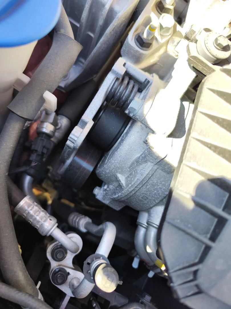 Foto de ALTERNADOR KIA NIRO (SG2) Híbrido 104 kW (1.6 Ltr. - 77 kW) (141 CV / 104 KW)